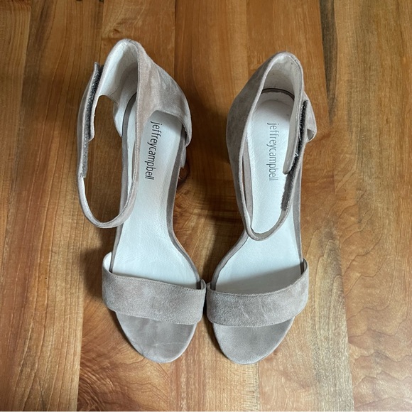 Jeffrey Campbell “Lindsey” Suede Sandal Taupe Block 4" High Heel Ankle Strap 9 - Picture 4 of 7